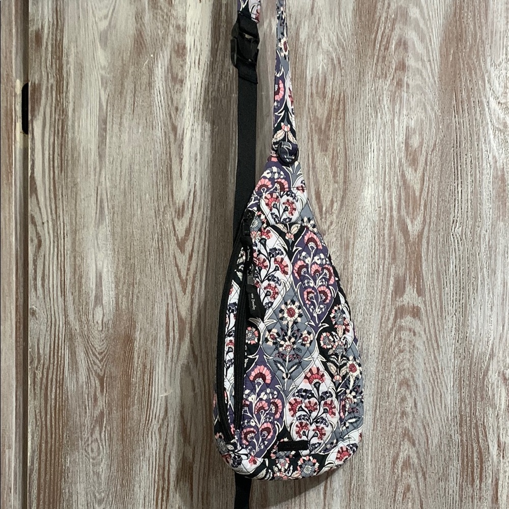 NWOT Vera Bradley Blue and Gray Sling Bag with Intricate Design